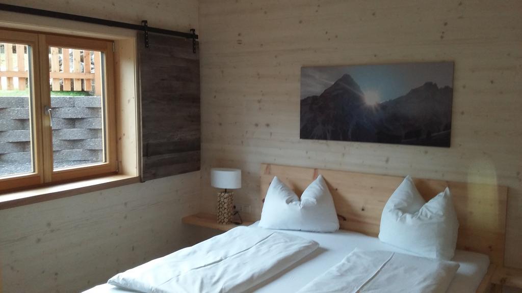Appartements Alpenland Lermoos Room photo