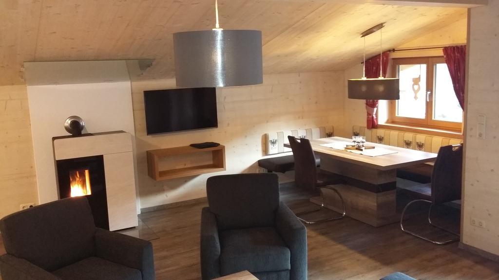 Appartements Alpenland Lermoos Room photo