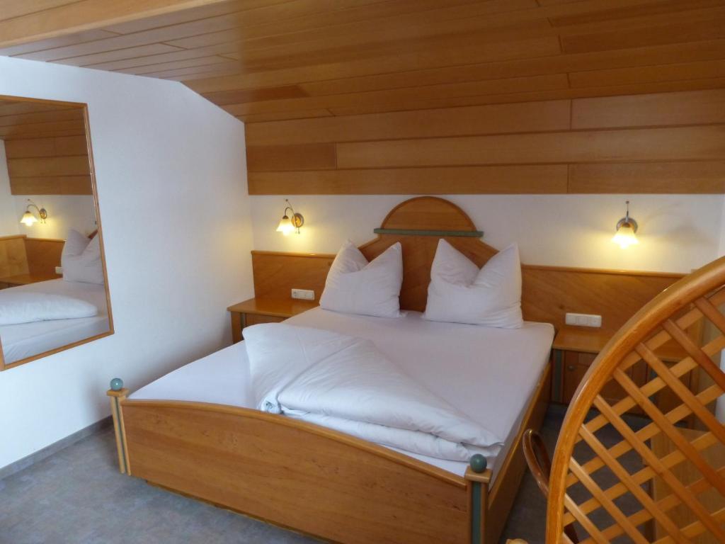 Appartements Alpenland Lermoos Room photo