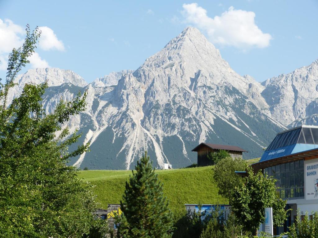 Appartements Alpenland Lermoos Exterior photo